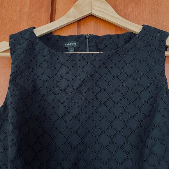 Talbots Blouse Lace Perforated Sleeveless 100% Cotton Black Size Small - Picture 2 of 7